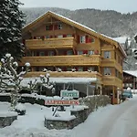 Alpenblick & Restaurant By Interlaken ホテル