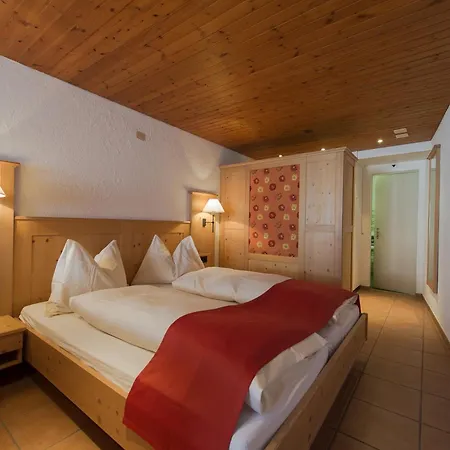 Hotel Alpenblick Hotel&restaurant By Interlaken