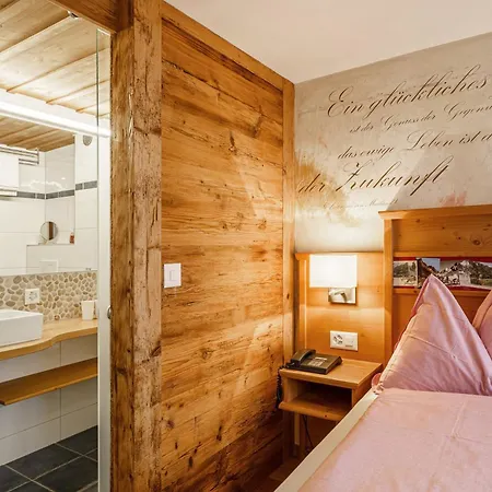 Alpenblick Hotel&restaurant By Interlaken