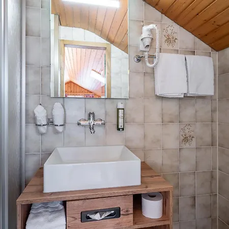 Alpenblick & Restaurant By Interlaken