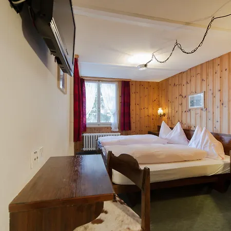 ホテル Alpenblick & Restaurant By Interlaken
