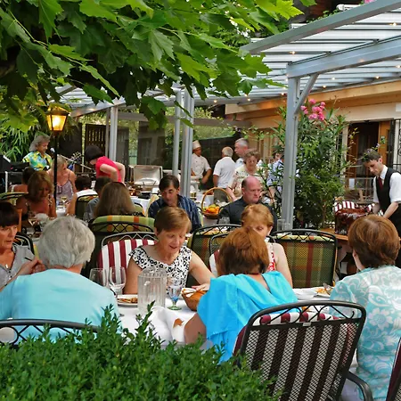 Alpenblick & Restaurant By Interlaken 3*