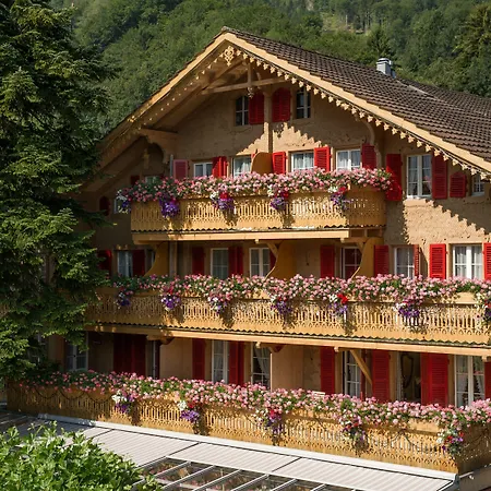 Alpenblick & Restaurant By Interlaken ホテル 3*