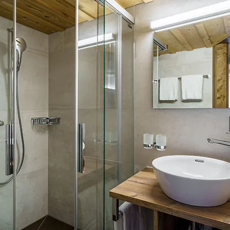 Alpenblick Hotel&restaurant By Interlaken Hotel 3*