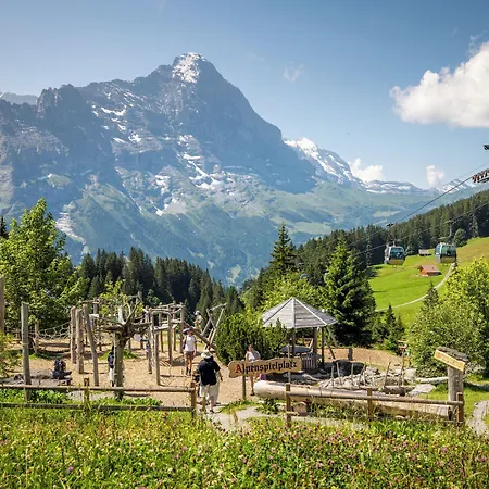 ホテル Alpenblick & Restaurant By Interlaken