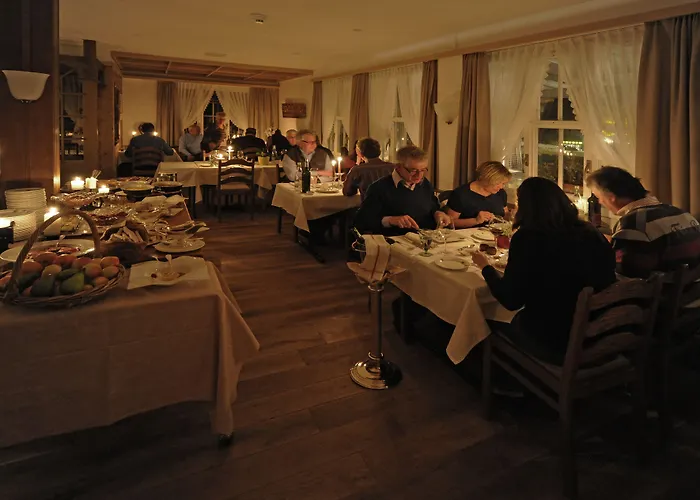 Alpenblick & Restaurant By Interlaken 3*