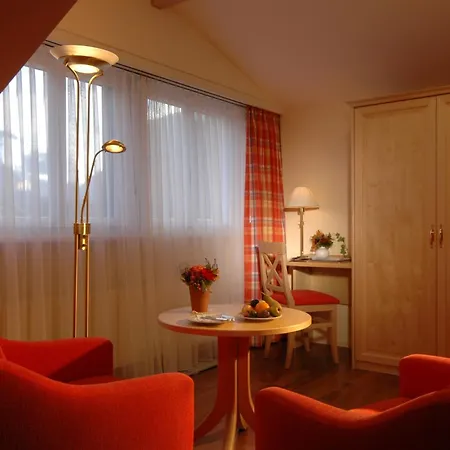 Alpenblick & Restaurant By Interlaken Hotel 3*