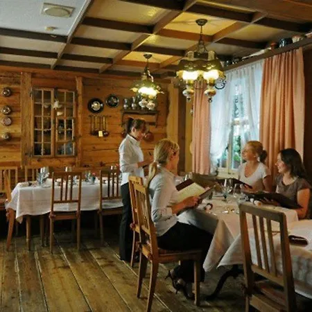 Hotel Alpenblick & Restaurant By Interlaken 3*