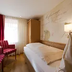 Otel Alpenblick & Restaurant By Interlaken 3*