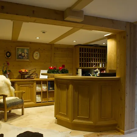 Alpenblick & Restaurant By Interlaken 3*