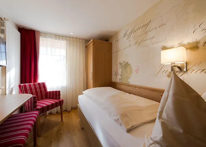 Hotel Alpenblick & Restaurant By Interlaken 3*